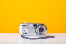 Load image into Gallery viewer, Sony Cyber-shot MPEGMovie VX Smart Zoom DSC-P73 Digital Camera
