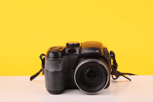 Load image into Gallery viewer, Fujifilm Finepix S1500 Digital Camera Boxed
