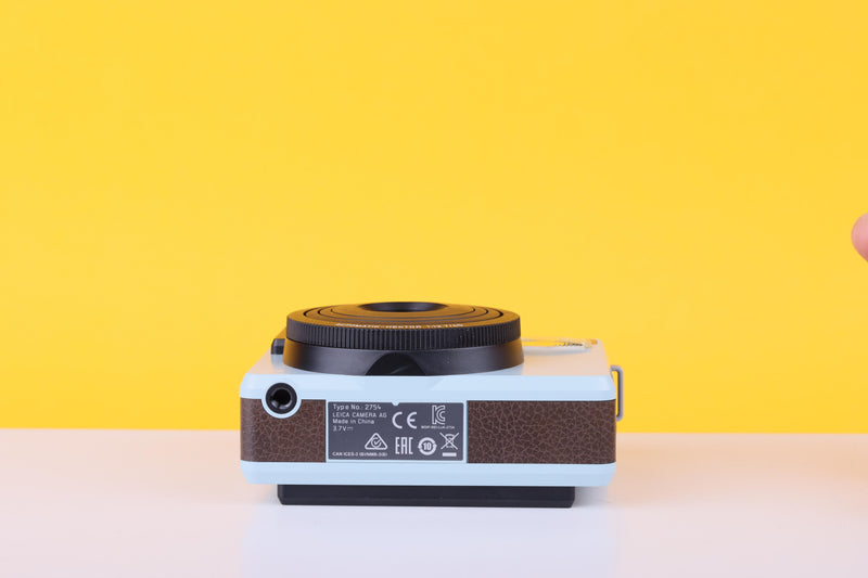 Leica Sofort Blue Instant Film Camera Boxed