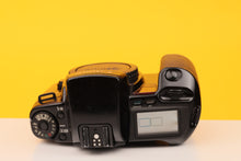 Load image into Gallery viewer, Canon EOS ELAN 35mm SLR Film Camera Body
