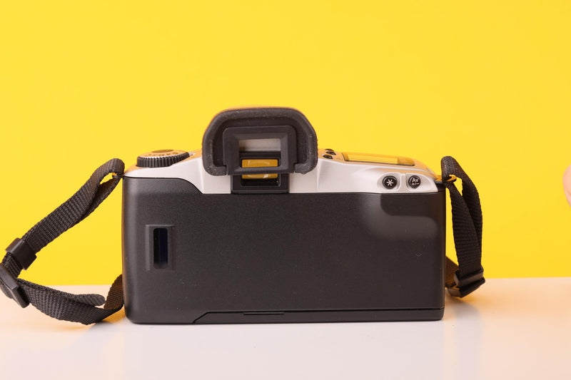 Canon EOS 300/ Kiss III 35mm SLR Film Camera with Canon 50mm f/1.8 Lens