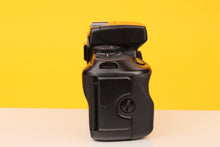 Load image into Gallery viewer, Canon EOS 700 35mm SLR Film Camera Body
