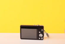 Load image into Gallery viewer, Panasonic Lumix FS-45 Compact Digital Camera
