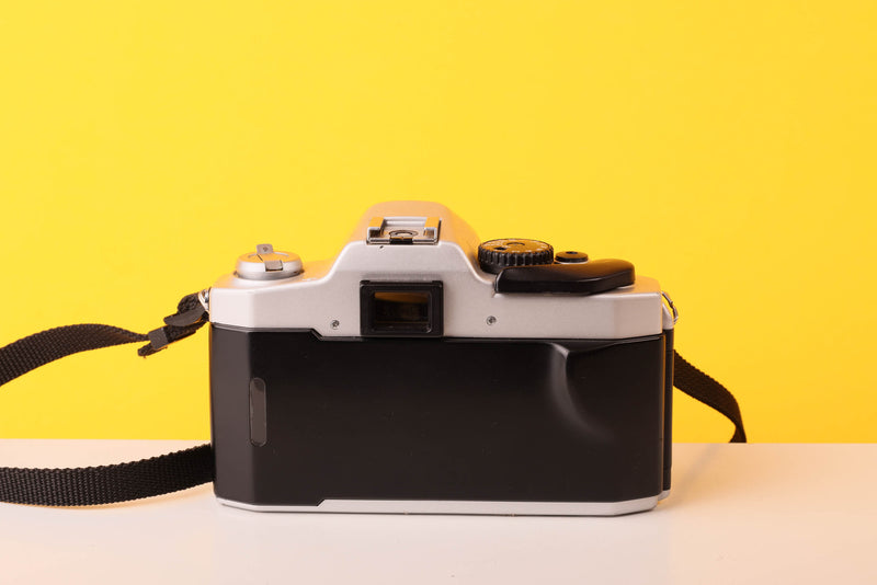 Vivitar V4000s 35mm Film Camera with Rikenon 50mm f/2 Lens