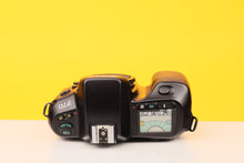 Load image into Gallery viewer, Nikon F70 35mm Film Camera Body
