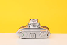 Load image into Gallery viewer, Arette IA Viewfinder 35mm Film Camera
