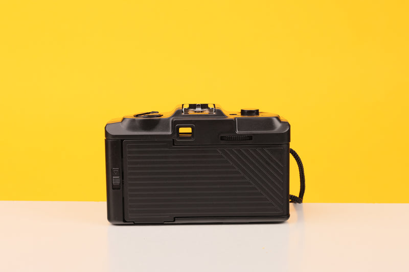 35mm Focus Free point and shoot 35mm film camera