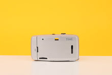 Load image into Gallery viewer, PN-951 Point and Shoot 35mm Film Camera
