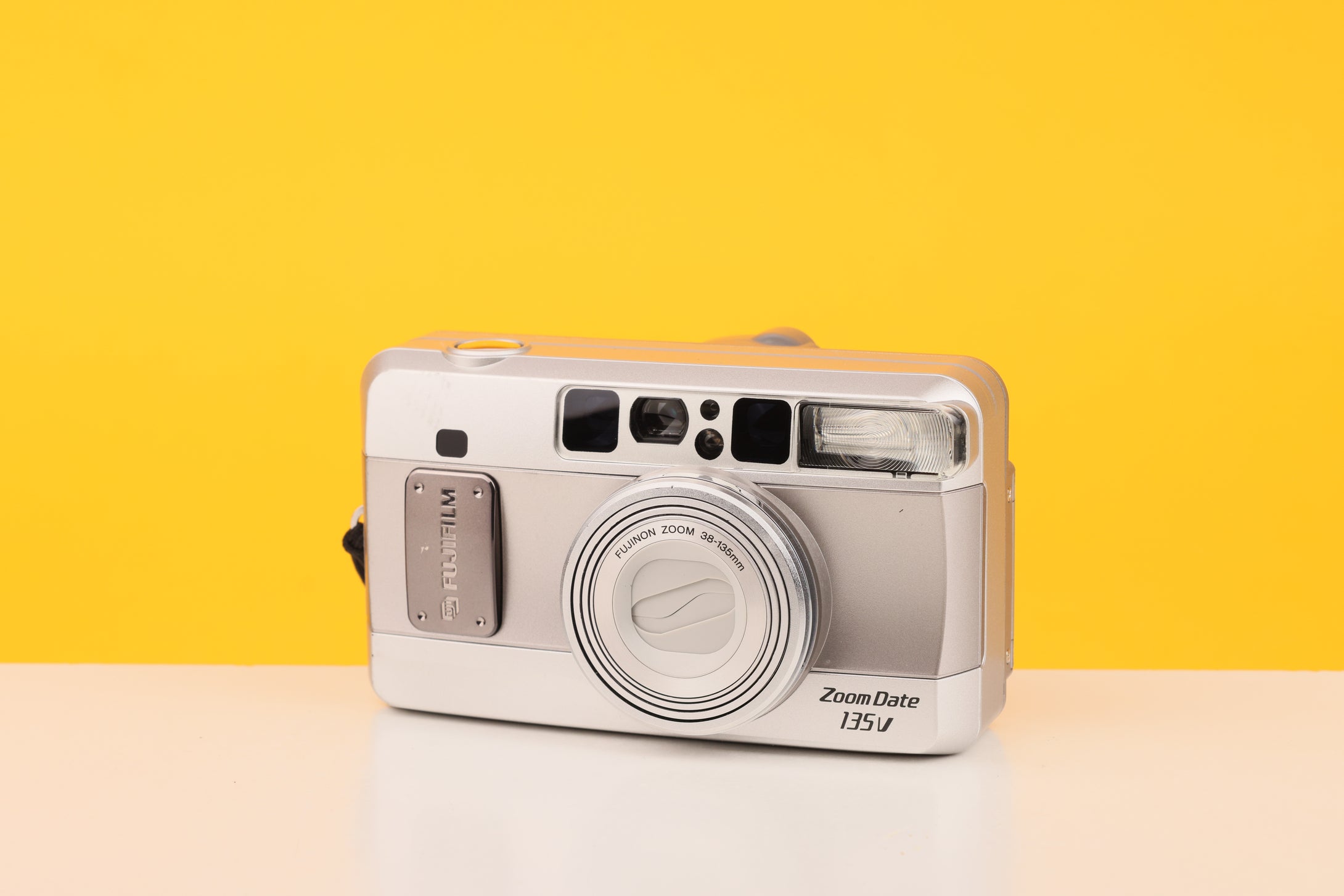 Fujifilm Zoom Date 135V 35mm Point and Shoot 35mm Film Camera