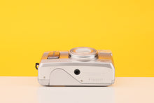 Load image into Gallery viewer, Fujifilm Zoom Date 135V 35mm Point and Shoot 35mm Film Camera
