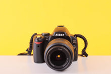 Load image into Gallery viewer, Nikon D60 DSLR Camera with AF-S DX NIKKOR 18-55mm f/3.5-5.6G VR Lens
