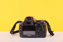Load image into Gallery viewer, Nikon D60 DSLR Camera with AF-S DX NIKKOR 18-55mm f/3.5-5.6G VR Lens
