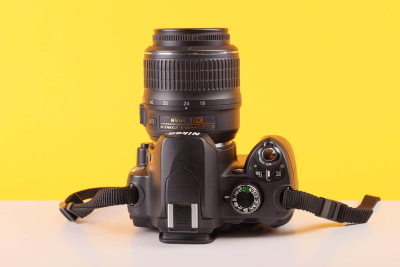Nikon D60 DSLR Camera with AF-S DX NIKKOR 18-55mm f/3.5-5.6G VR Lens