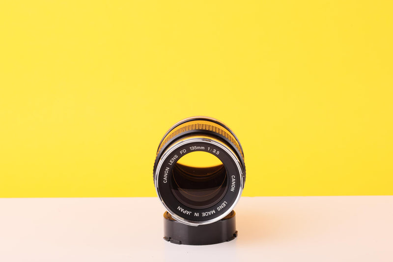 Canon 135mm f/3.5 Auto Telephoto Lens FD Mount