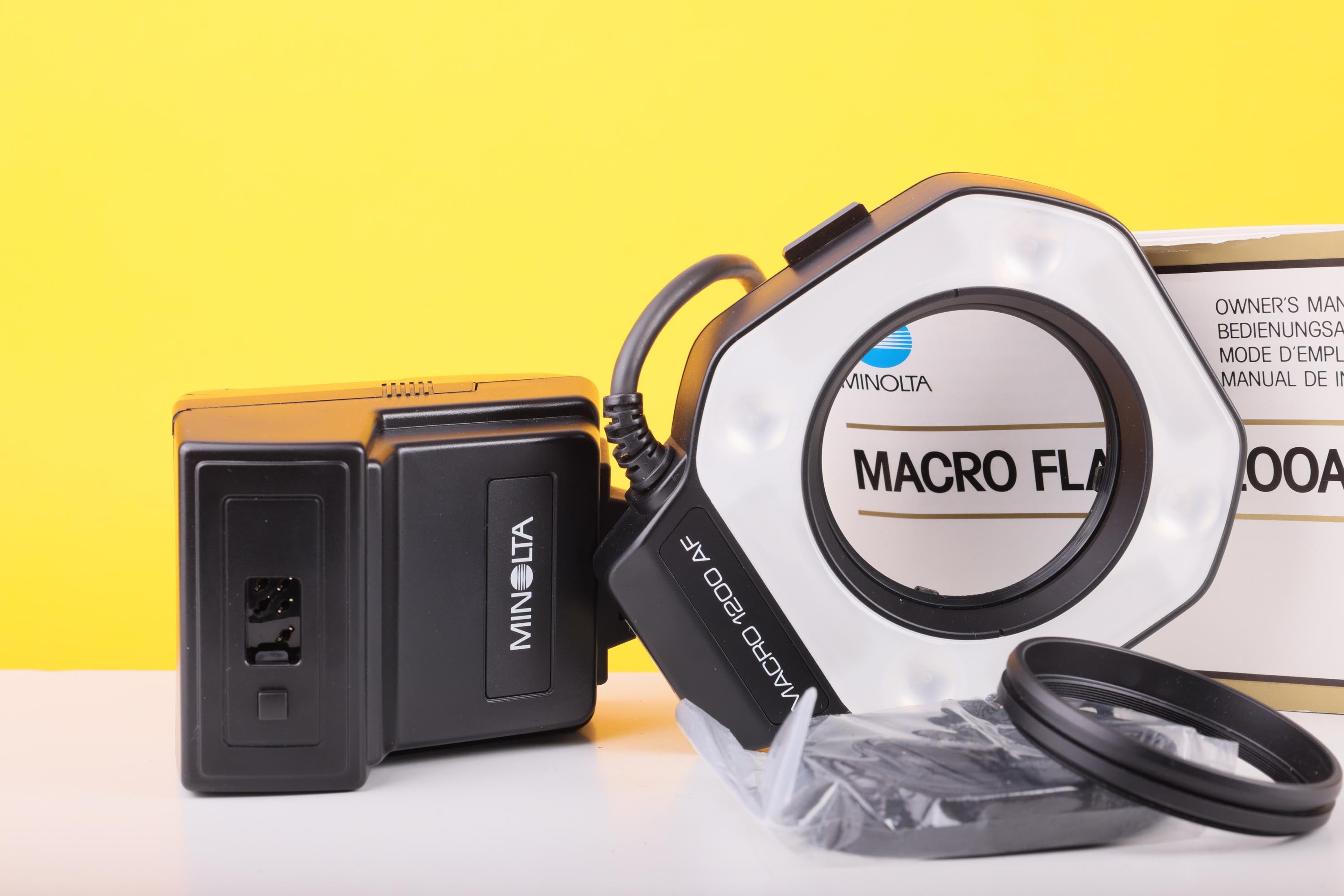 Minolta Macro 1200 AF Ring Flash – Macro Photography Flash Unit