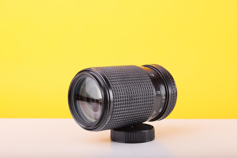 Pentacon Prakticar PM 80–200mm f/4.5–5.6 Telephoto Zoom Lens - m42 mount