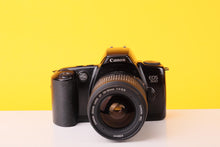 Load image into Gallery viewer, Canon EOS 500 35mm Film Camera with Canon 28-90mm f4-5.6 Lens
