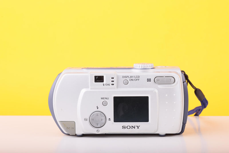Sony Cyber-shot DSC-P50 2.1MP Digital Compact Camera – 3x Optical Zoom