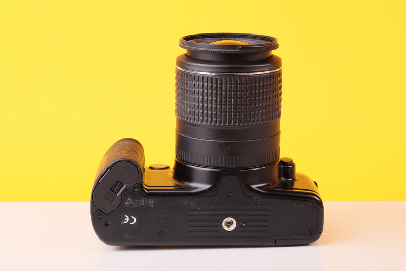 Canon EOS 500 35mm Film Camera with Canon 28-90mm f4-5.6 Lens