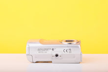 Load image into Gallery viewer, Olympus Camedia C-310 Zoom 3.2MP Digital Compact Camera
