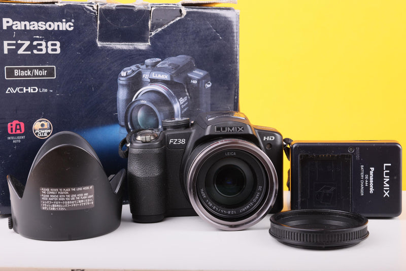 Panasonic Lumix DMC-FZ38 Digital Bridge Camera – 18x Optical Zoom