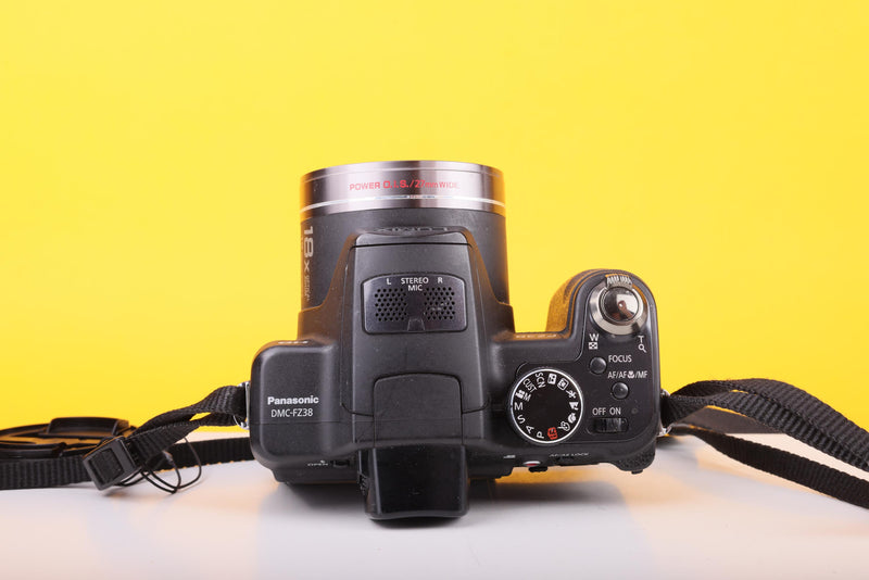 Panasonic Lumix DMC-FZ38 Digital Bridge Camera – 18x Optical Zoom