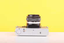 Load image into Gallery viewer, Olympus OM10 35mm Film Camera with Zuiko 50mm f1.8 Prime Lens Olive
