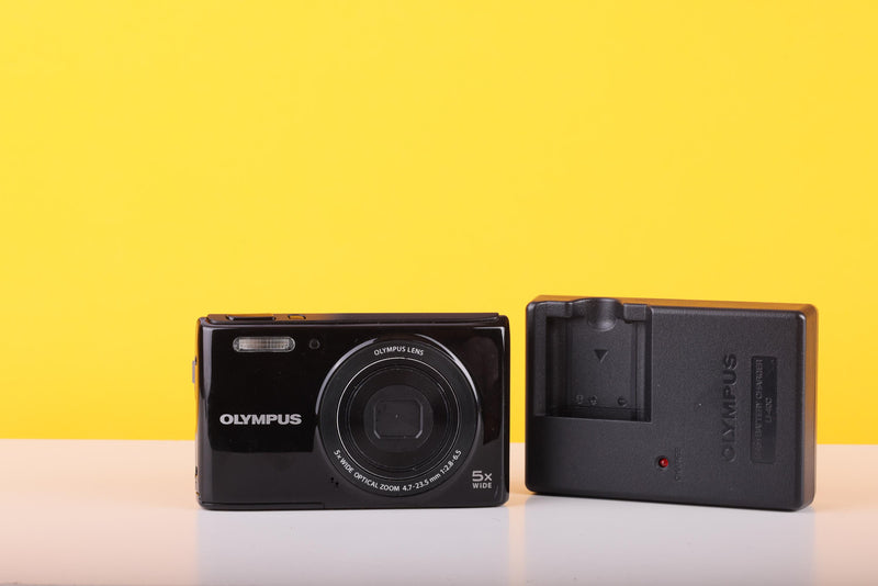 Olympus VG-180 Digital Compact Camera – 5x Wide Optical Zoom