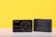 Load image into Gallery viewer, Olympus VG-180 Digital Compact Camera – 5x Wide Optical Zoom
