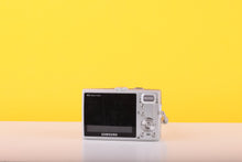 Load image into Gallery viewer, Samsung L210 Compact Digital Camera  – 3x Optical Zoom
