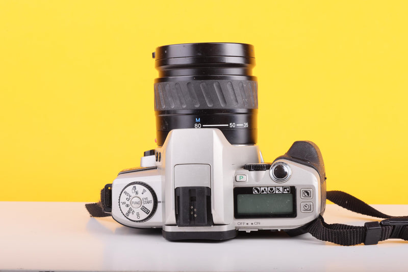 Minolta Dynax 5 35mm SLR Film Camera with Minolta AF 35–80mm Lens