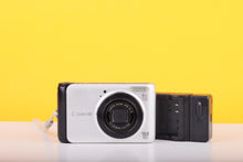 Load image into Gallery viewer, Canon PowerShot A3000 IS Digital Compact Camera – 4x Optical Zoom
