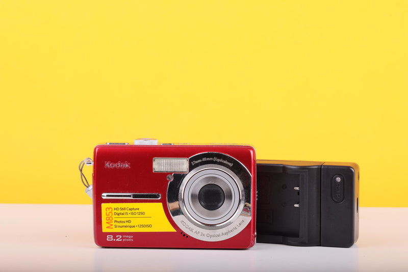 Kodak EasyShare M853 Digital Camera – 3x Optical Zoom