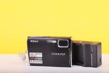 Load image into Gallery viewer, Nikon COOLPIX S51 Compact Digital Camera
