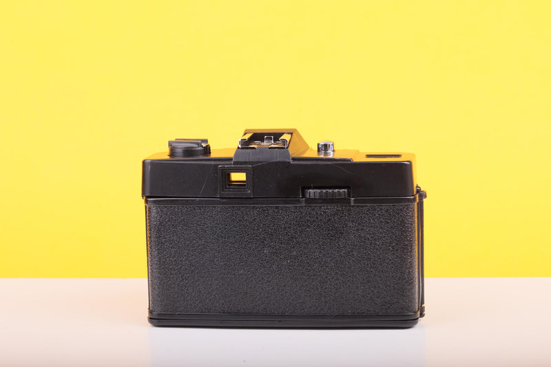 Inovar Fixed Focus Point And Shoot 35mm Film Camera– 50mm f/6 Lens
