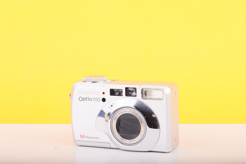 Pentax Optio 550 Compact Digital Camera – 5MP CCD – 5x Optical Zoom