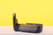 Load image into Gallery viewer, Pentax BG-20 Battery Grip for Pentax 35mm SLR Film Camera
