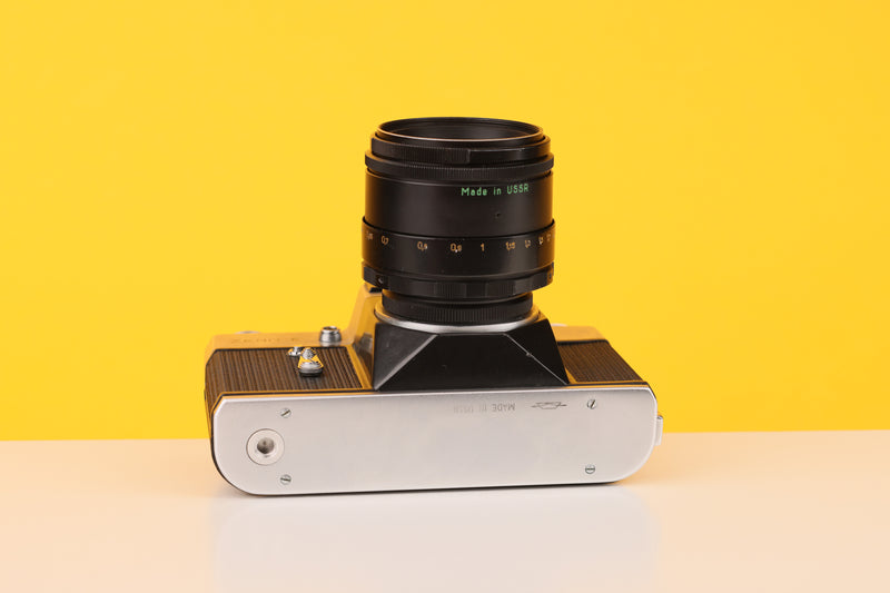 Zenit-E 35mm SLR Film Camera with Helios 58mm f2 Lens