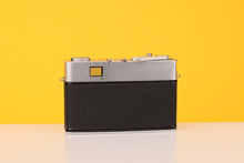 Load image into Gallery viewer, Konica EE Matic 35mm Rangefinder Film Camera
