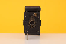 Load image into Gallery viewer, Vest Pocket Kodak a-127 Folding Camera
