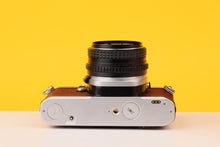 Load image into Gallery viewer, Pentax ME Super Vintage 35mm Film Camera with SMC Pentax-M 50mm f/1.7 Lens Burgundi
