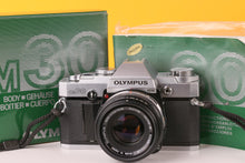Load image into Gallery viewer, Olympus OM30 Vintage SLR 35mm Film Camera Bundle
