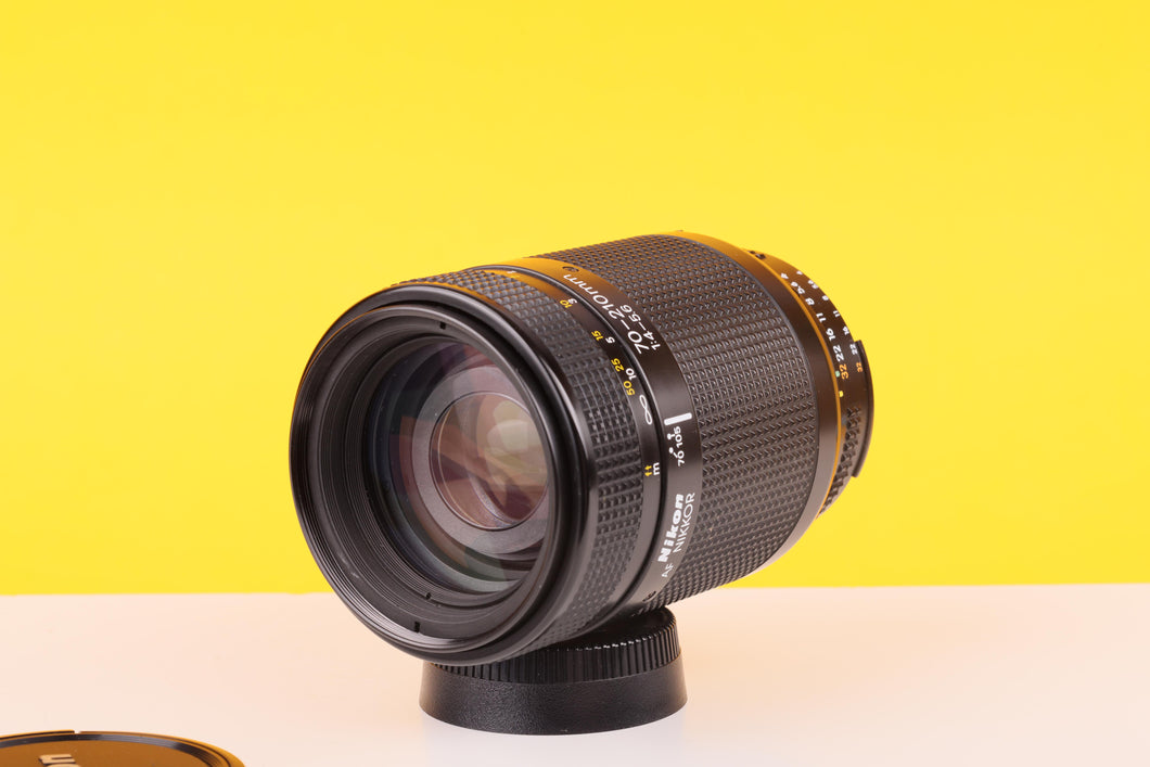 Nikon Nikkor AF Zoom 70mm-210mm f/4 - f/5.6 Lens
