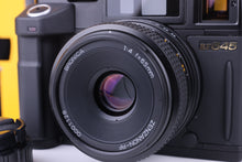 Load image into Gallery viewer, Bronica RF645 Medium Format 120 Film Camera
