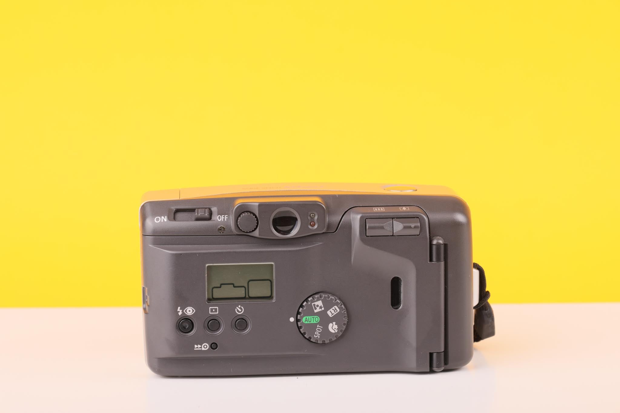 Canon SureShot 105 Zoom S 35mm Point and Shoot Film Camera