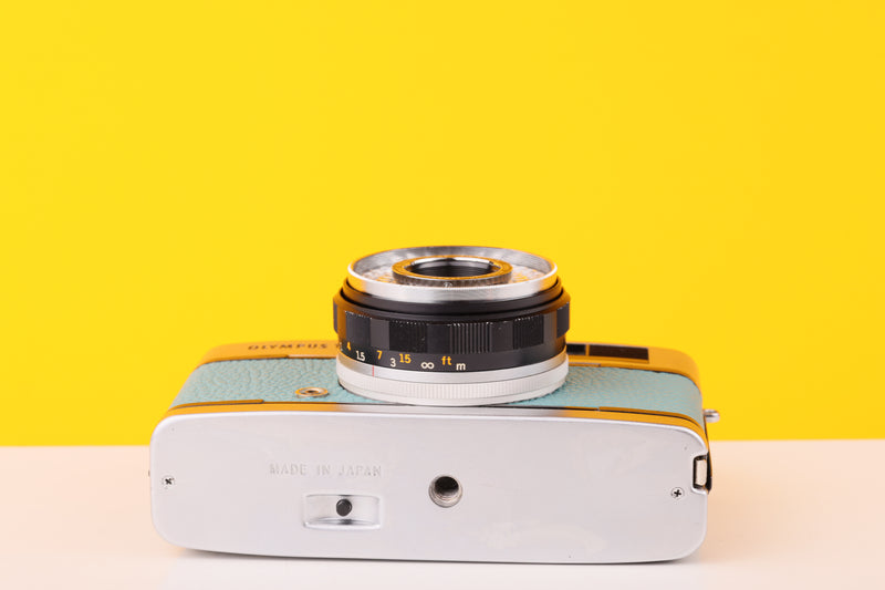 Olympus Trip 35 35mm Film Camera with Zuiko 40mm f2.8 Lens in Turquoise