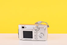 Load image into Gallery viewer, Praktica DC 44 Compact Digicam
