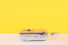 Load image into Gallery viewer, Fujifilm Finepix A500 Digitial Camera
