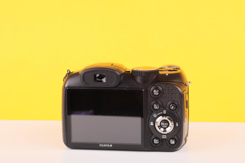Fujifilm Finepix S2980 Bridge Digicam