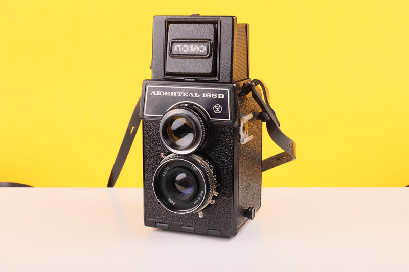 Lubitel 166B Vintage TLR 120 Medium Format Film Camera with Case